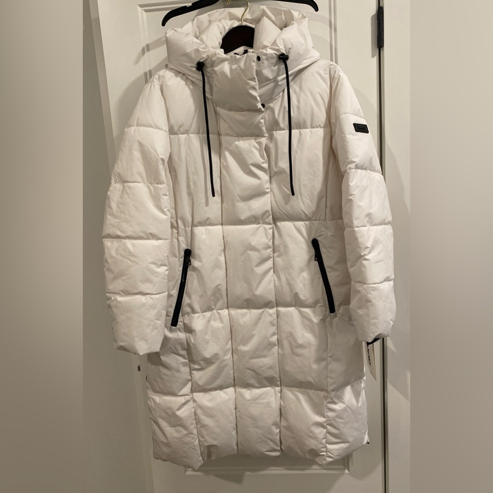 DKNY Women's Cream Puffer Coat